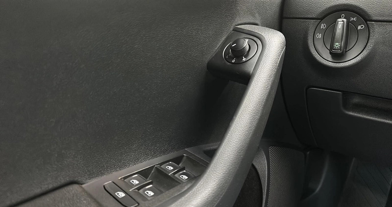 Skoda Octavia cena 66900 przebieg: 75940, rok produkcji 2019 z Torzym małe 352